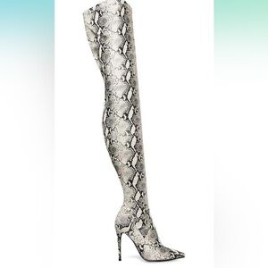 Steve Madden Thigh High stiletto heel snakeskin boot size 6M